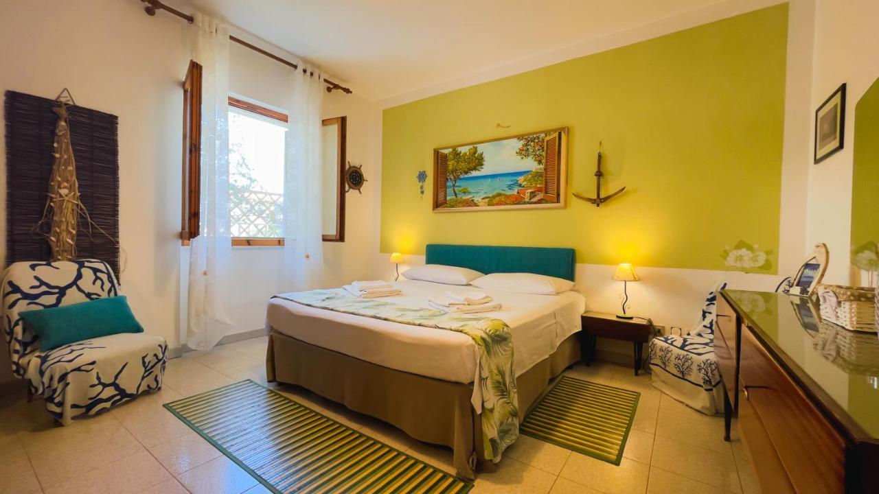 L'Hibiscus Di Lucia Villa Алгеро Екстериор снимка