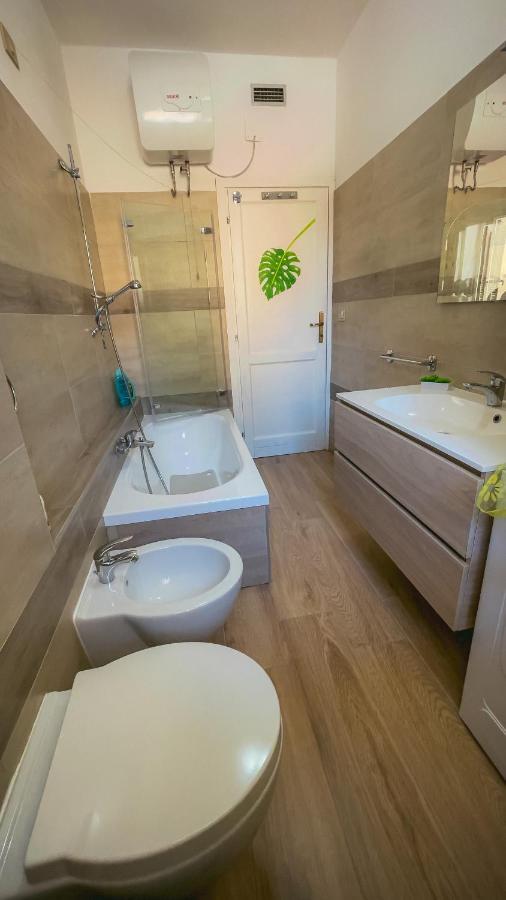 L'Hibiscus Di Lucia Villa Алгеро Екстериор снимка