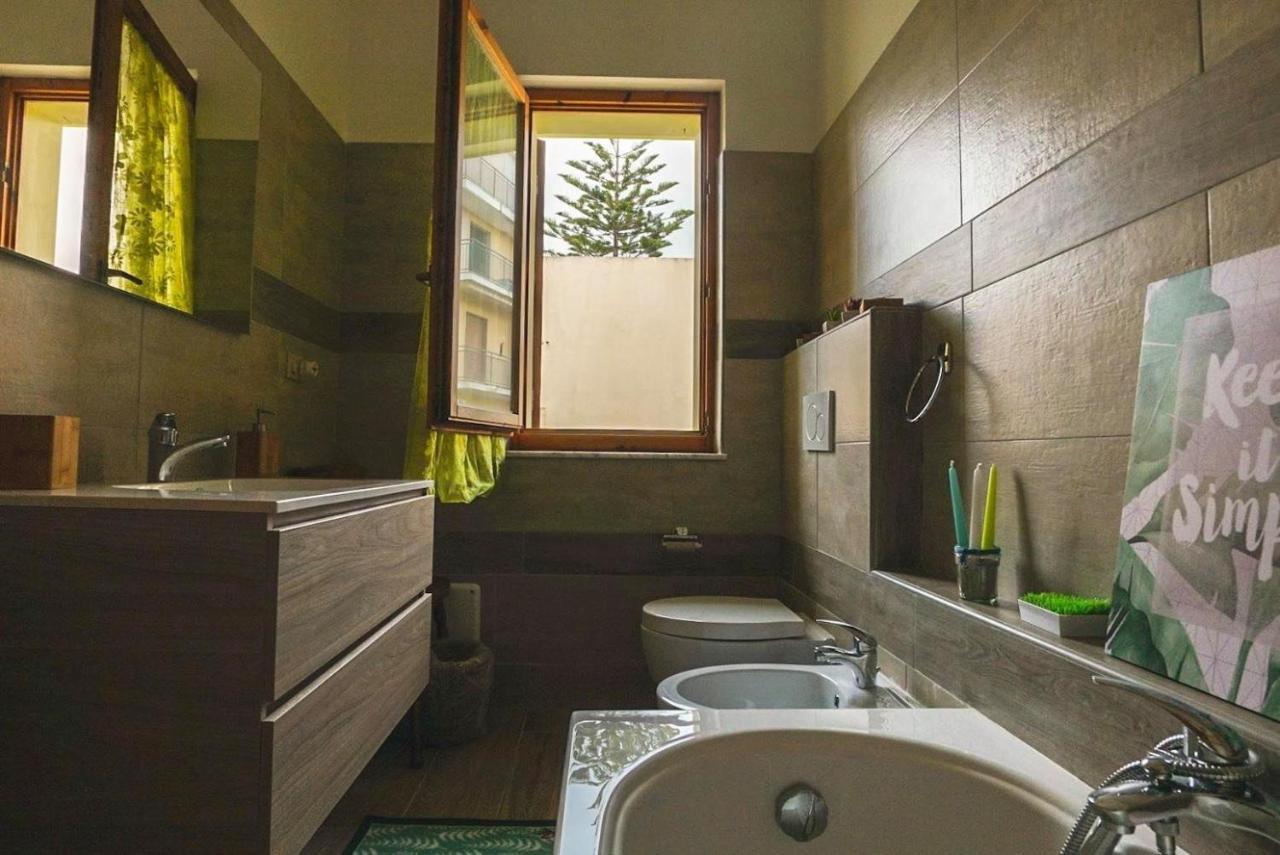 L'Hibiscus Di Lucia Villa Алгеро Екстериор снимка